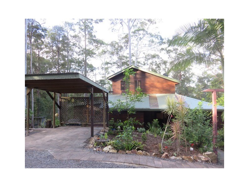 44 Forest Acres Drive, Lake Macdonald QLD 4563