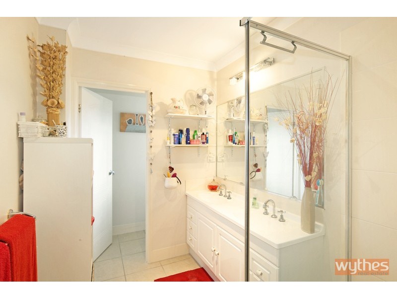 26 Kensington Drive, Cooroy QLD 4563