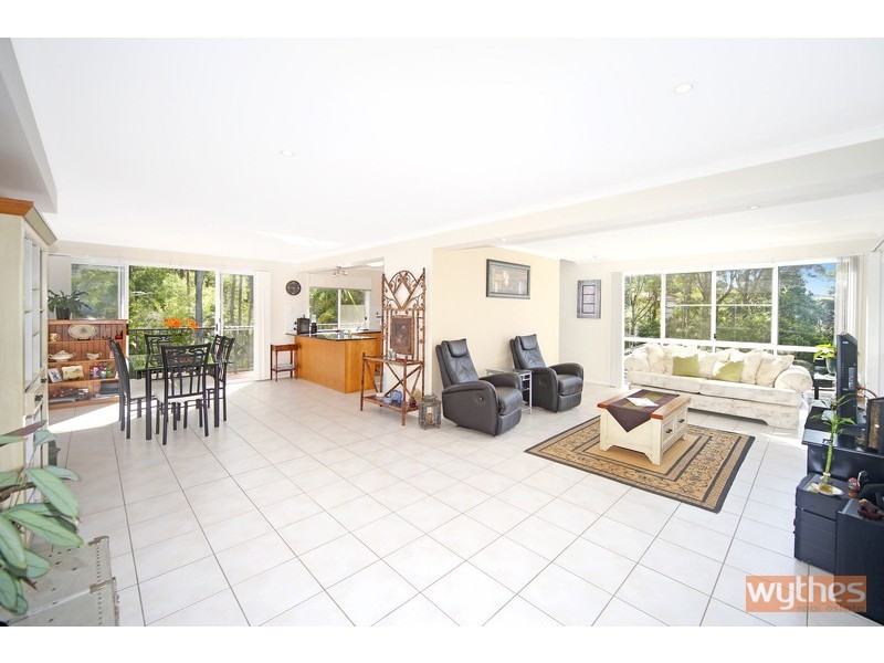 12 William Road, Eumundi QLD 4562