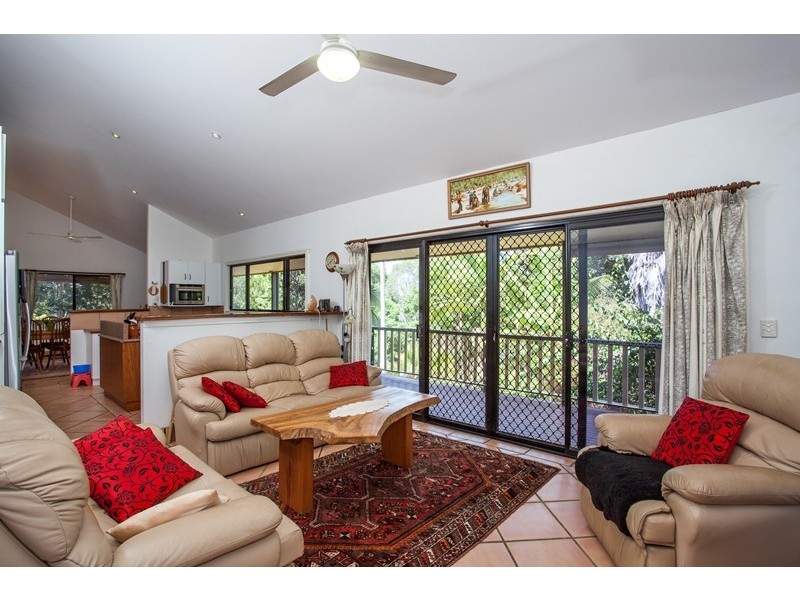 40 Belleden Place, Cooroy QLD 4563