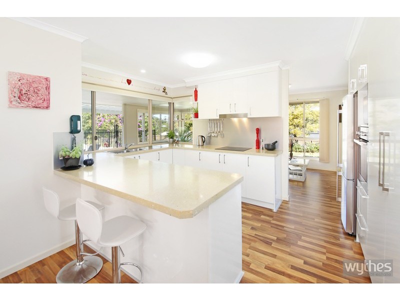 2 Falcon Crescent, Cooroy QLD 4563