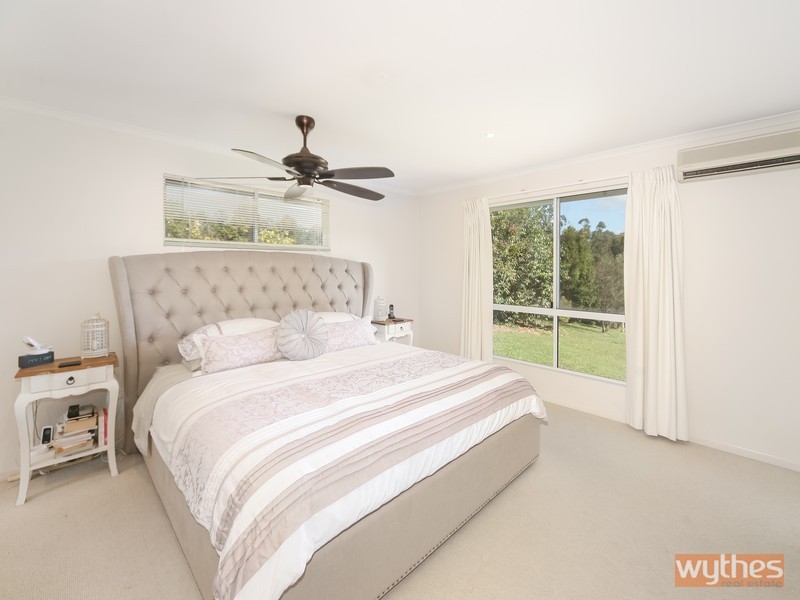 18 Lake Ridge Court, Lake Macdonald QLD 4563