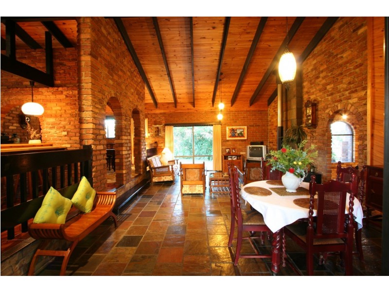 122 Lawnville Road, Black Mountain QLD 4563