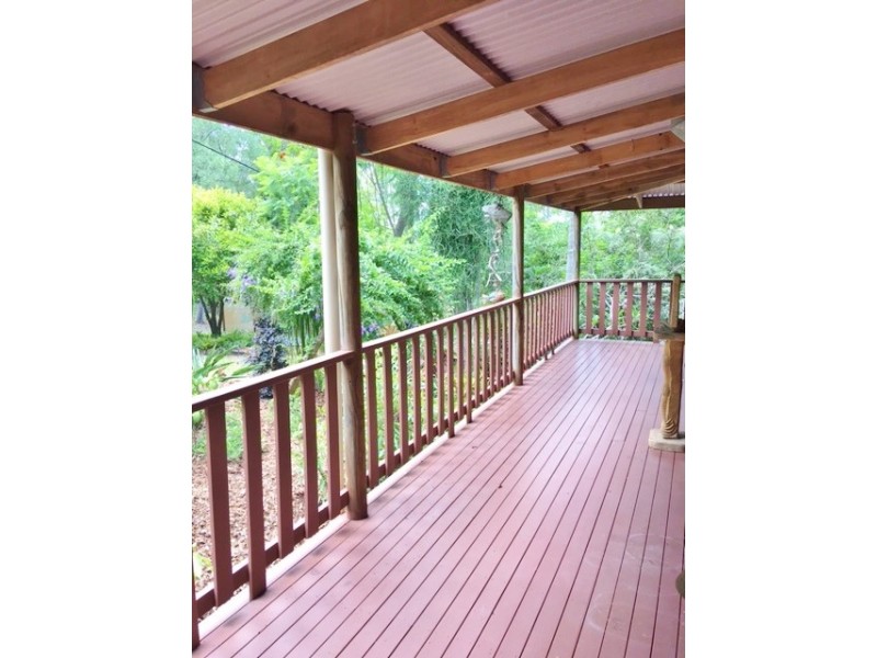 55 Kamala Drive, Lake Macdonald QLD 4563