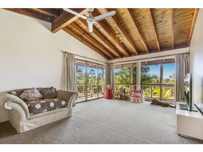 66 Lawnville Rd, Black Mountain QLD 4563