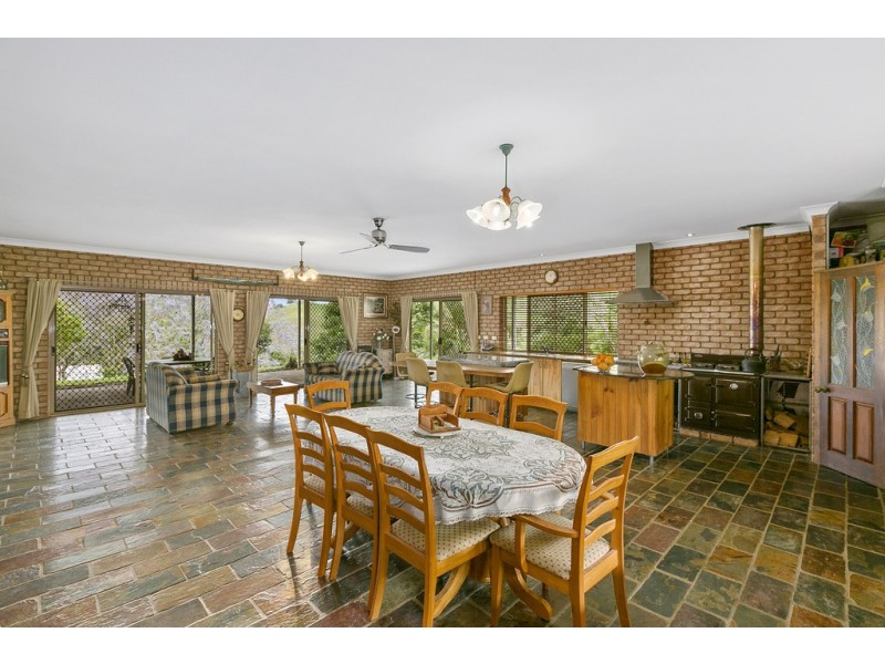 249 Upper Pinbarren Creek Road, Pinbarren QLD 4568