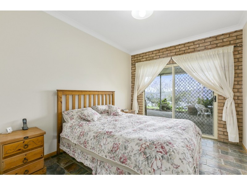 249 Upper Pinbarren Creek Road, Pinbarren QLD 4568