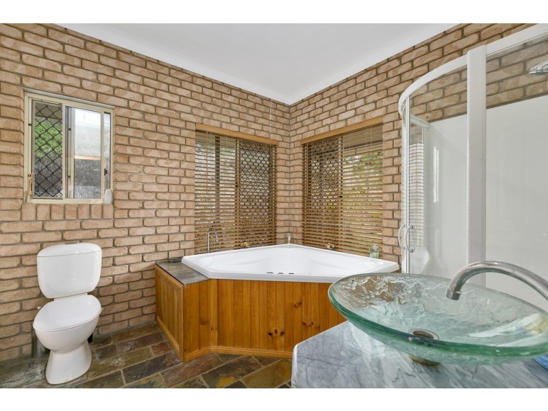 249 Upper Pinbarren Creek Road, Pinbarren QLD 4568