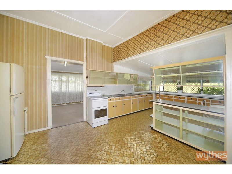 27 Wattle Street, Cooroy QLD 4563