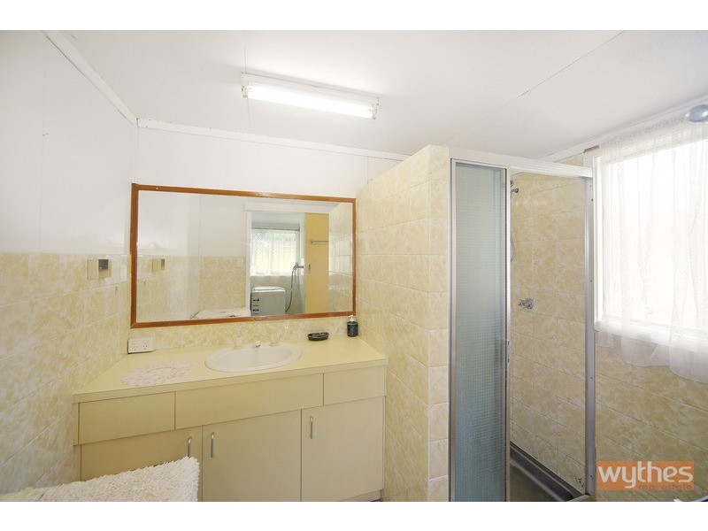 27 Wattle Street, Cooroy QLD 4563