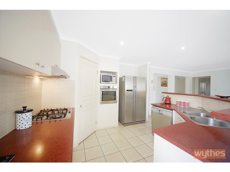 61 Oak Street, Cooroy QLD 4563