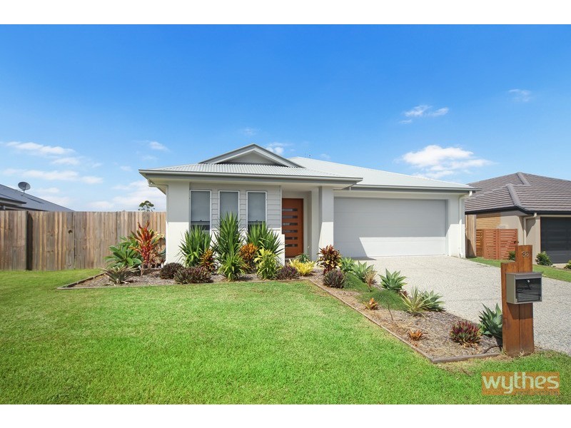 38 Straker Drive, Cooroy QLD 4563