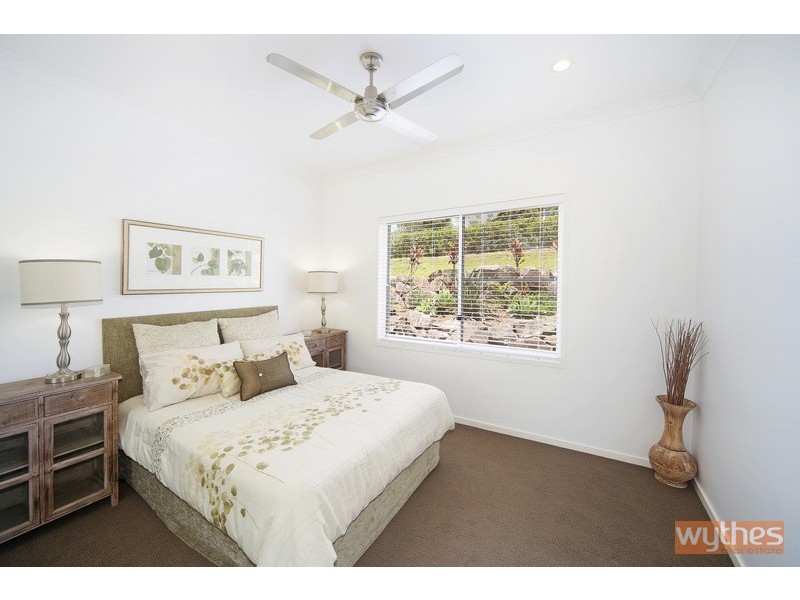 7 Crab Apple Court, Black Mountain QLD 4563