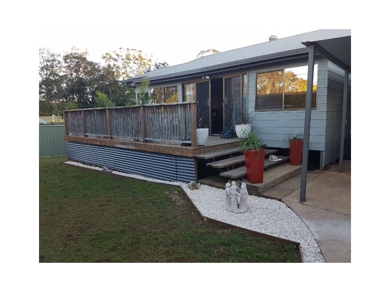 17 Elizabeth Street, Cooran QLD 4569