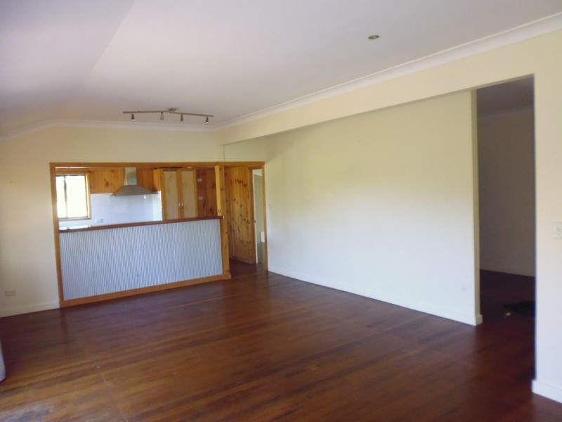 17 Elizabeth Street, Cooran QLD 4569