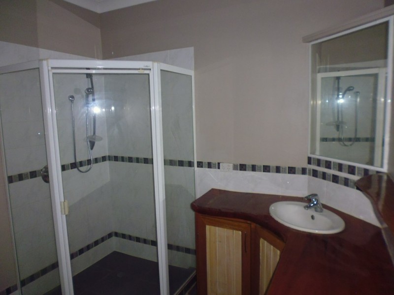 17 Elizabeth Street, Cooran QLD 4569