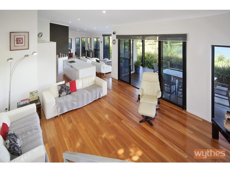 60 Belleden Place, Cooroy QLD 4563