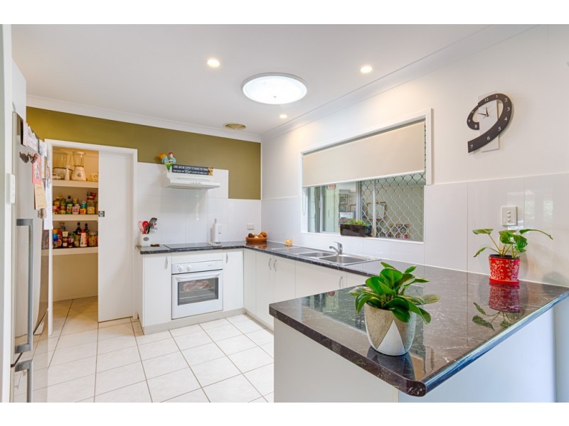 17 Hill Street, Pomona QLD 4568