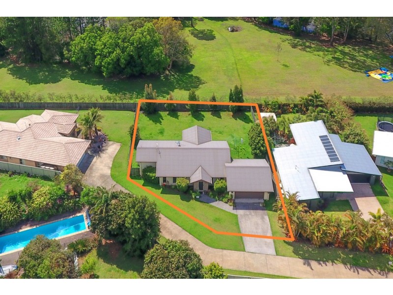 16 Pinbarren Court, Cooroy QLD 4563