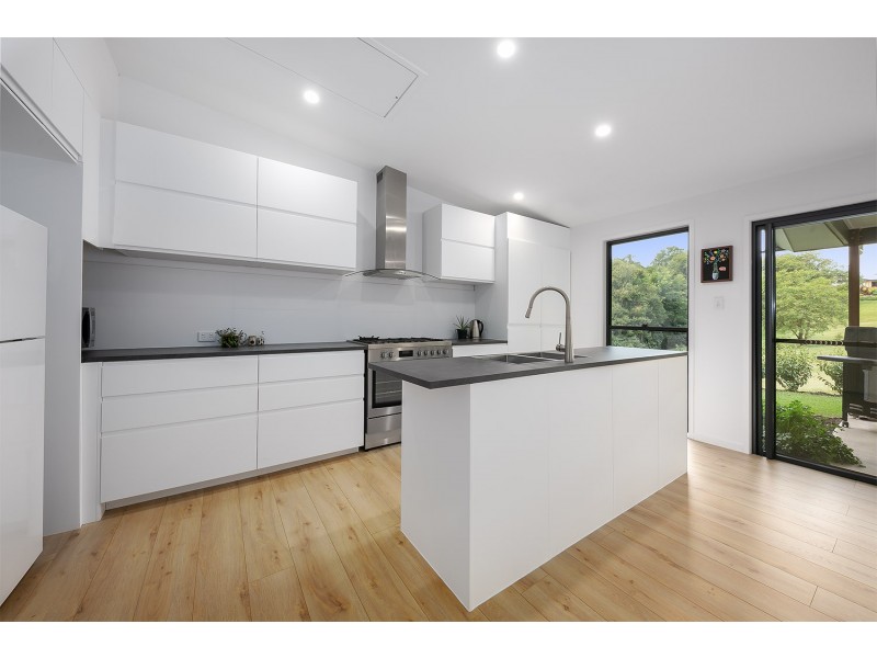 52 Viewland Drive, Doonan QLD 4562