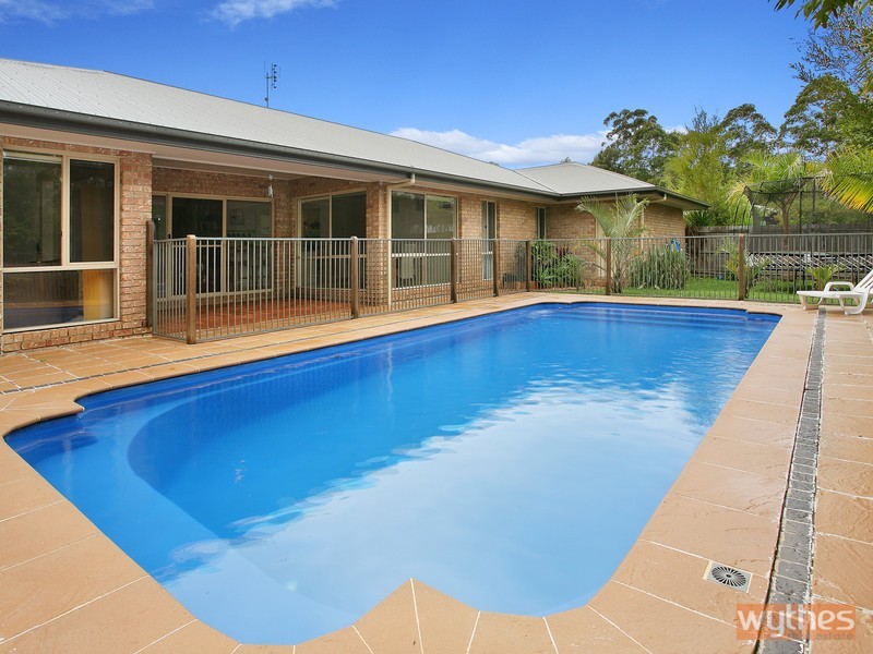 12 Dollarbird Drive, Pomona QLD 4568