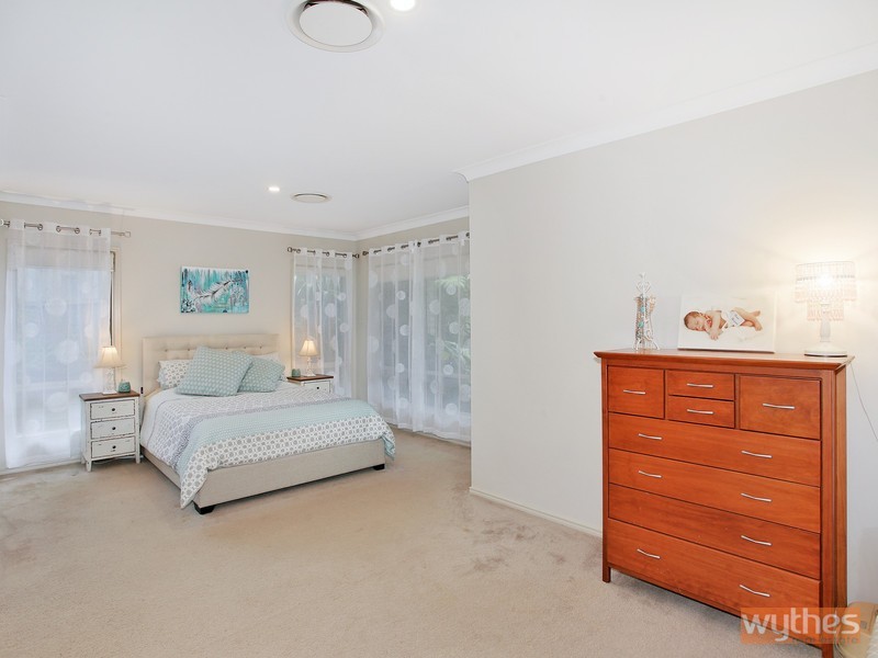 12 Dollarbird Drive, Pomona QLD 4568