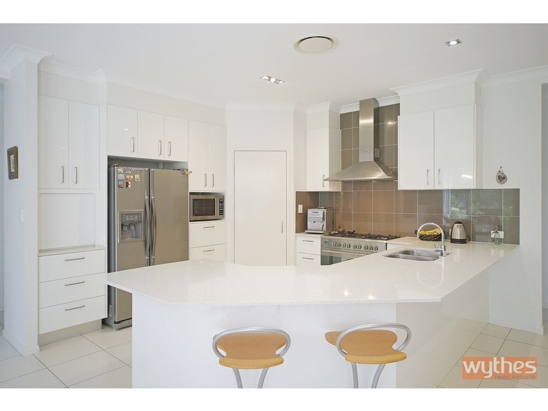 22 Ashgrove Drive, Cooroy QLD 4563