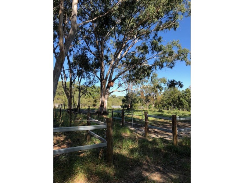 21 Lake Cooroibah Road, Cooroibah QLD 4565