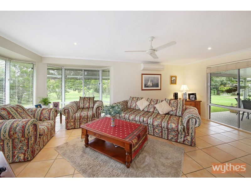 20 Ashgrove Drive, Cooroy QLD 4563