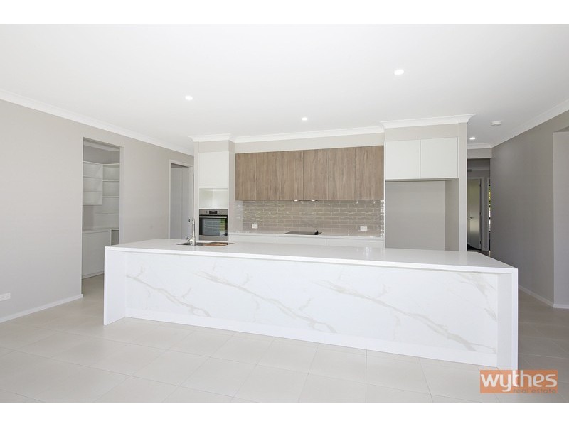 25 Oregon Court, Cooroy QLD 4563