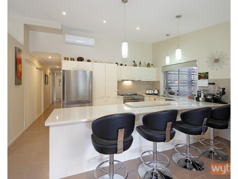 11 Prospect Place, Cooroy QLD 4563