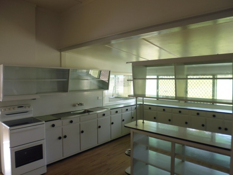 27 Wattle Street, Cooroy QLD 4563