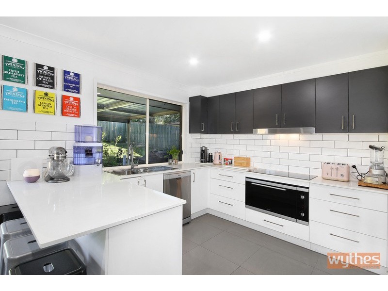 8 Brialka Court, Cooroy QLD 4563