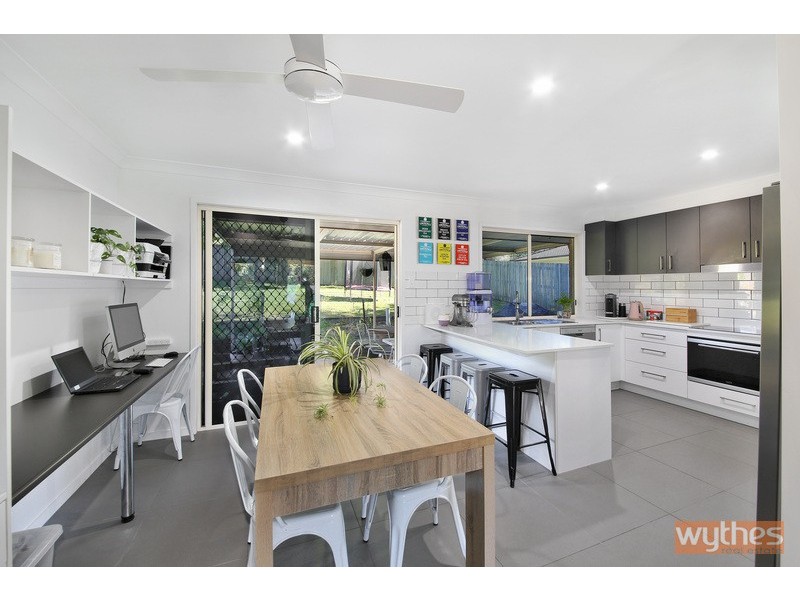 8 Brialka Court, Cooroy QLD 4563