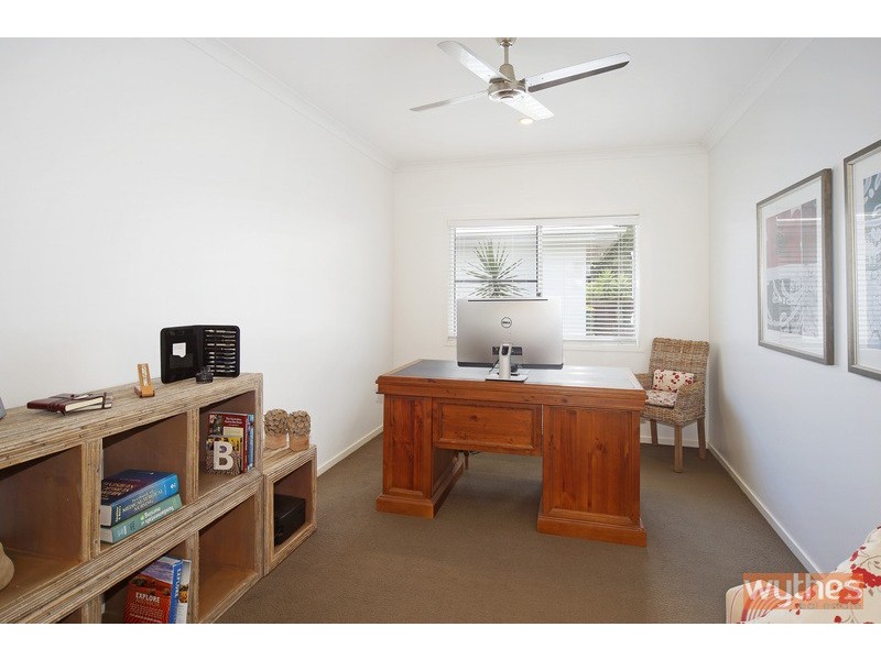 7 Crab Apple Court, Black Mountain QLD 4563