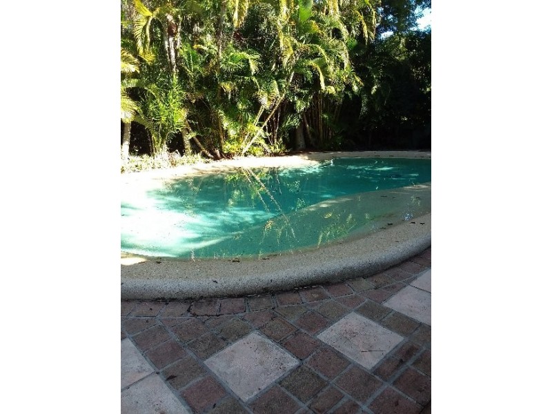 2 Myrtle Court, Black Mountain QLD 4563