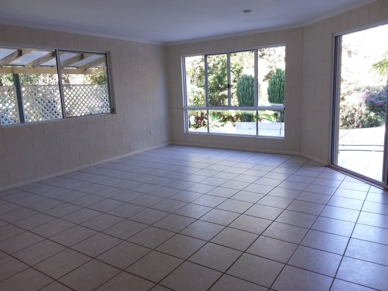 2 Myrtle Court, Black Mountain QLD 4563