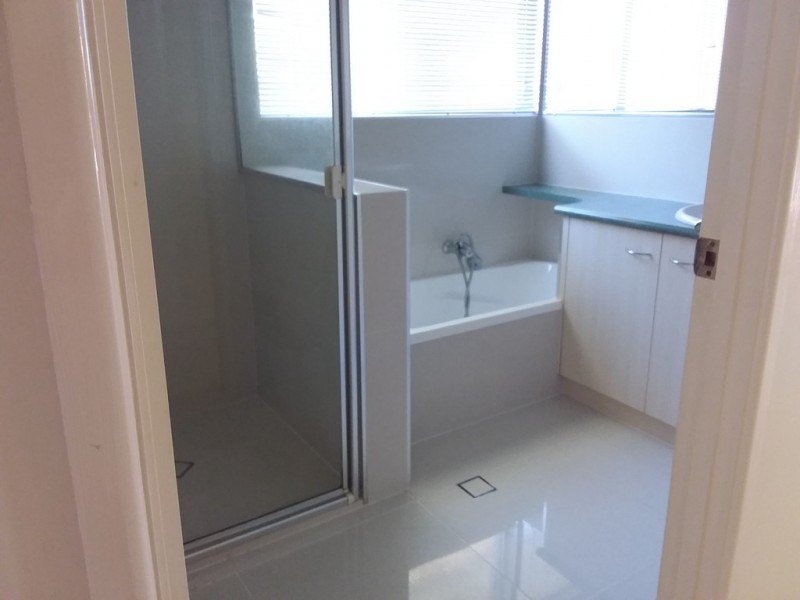 2 Myrtle Court, Black Mountain QLD 4563