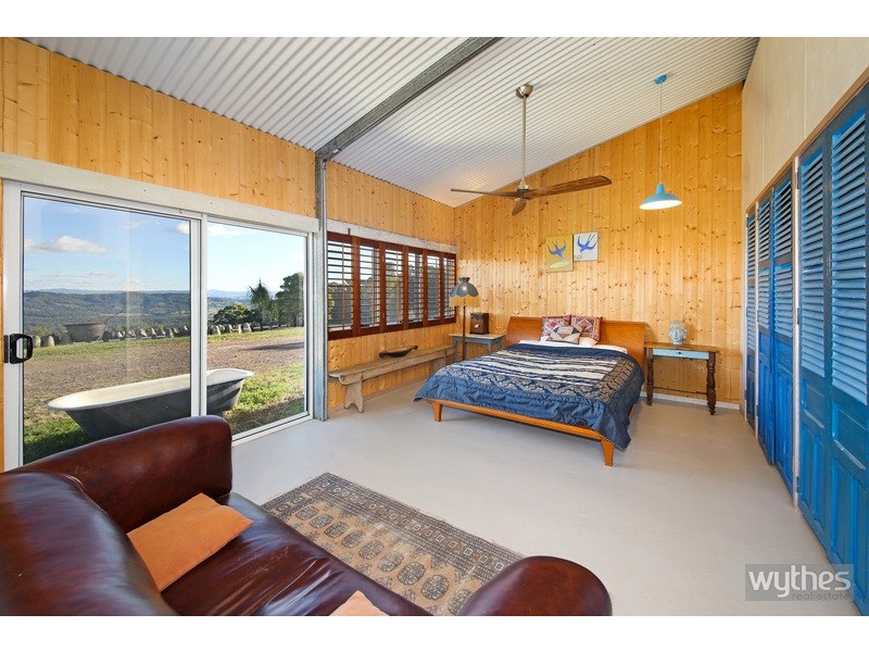 303 Tablelands Road, Cooran QLD 4569