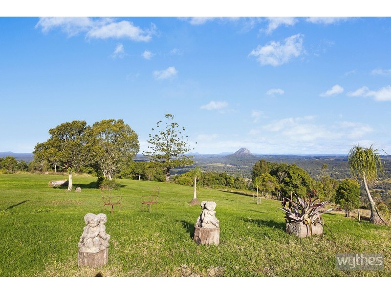303 Tablelands Road, Cooran QLD 4569