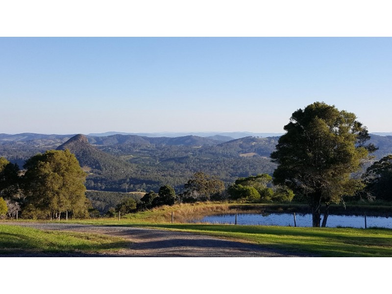 303 Tablelands Road, Cooran QLD 4569