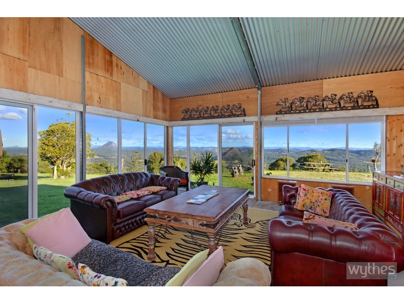 303 Tablelands Road, Cooran QLD 4569