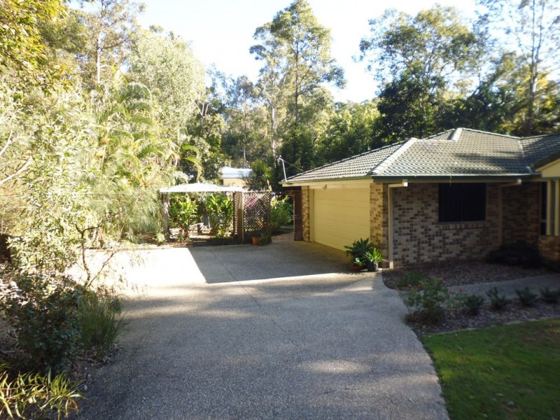 3 Supplejack Court, Lake Macdonald QLD 4563