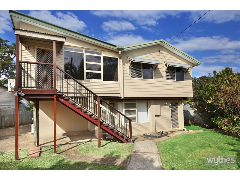 11 Queen Street, Cooran QLD 4569