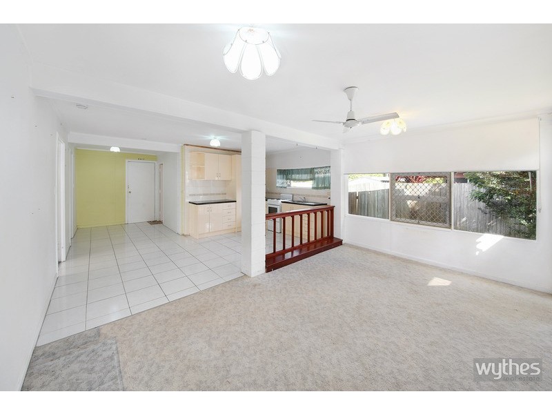 11 Queen Street, Cooran QLD 4569