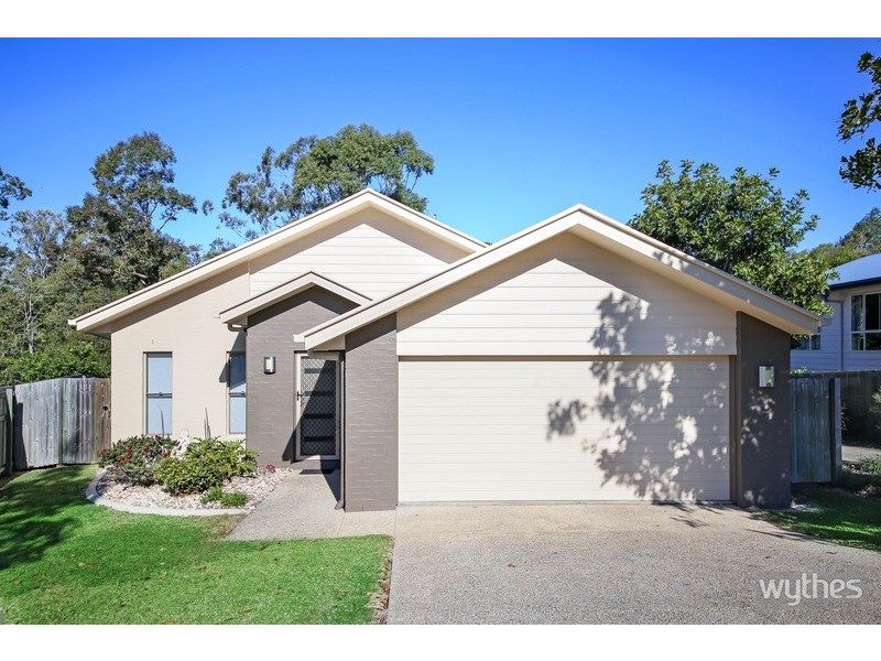 10 Pinbarren Court, Cooroy QLD 4563