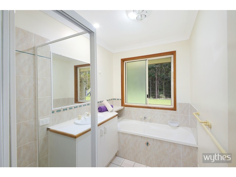 57 Killawarra Road, Lake Macdonald QLD 4563