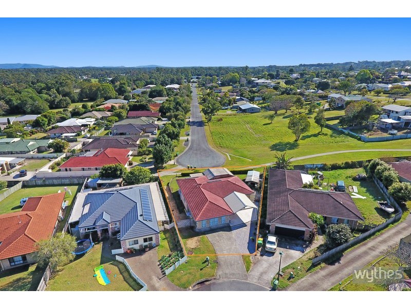 5 Corkwood Place, Cooroy QLD 4563