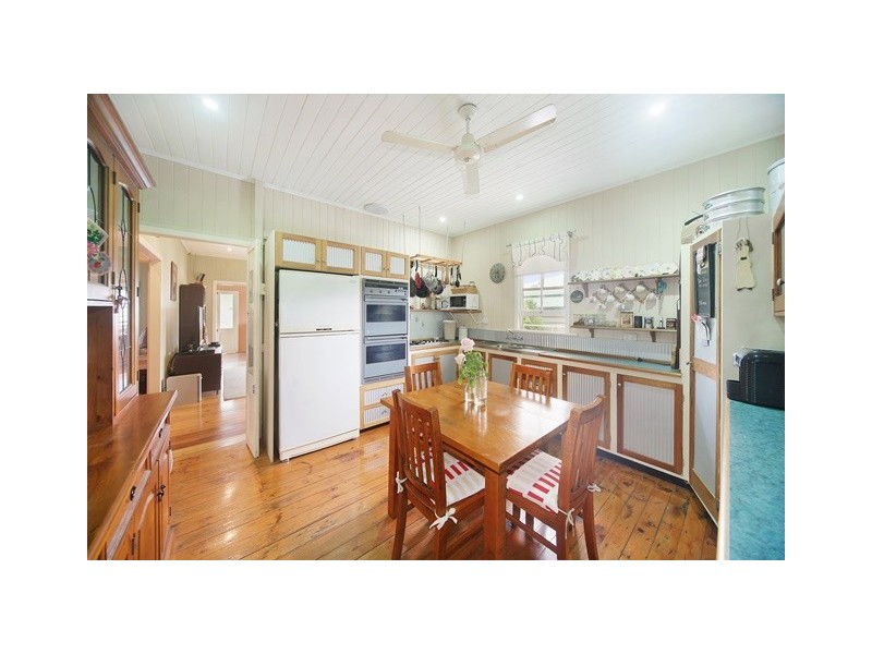 6 Pearl Street, Cooroy QLD 4563