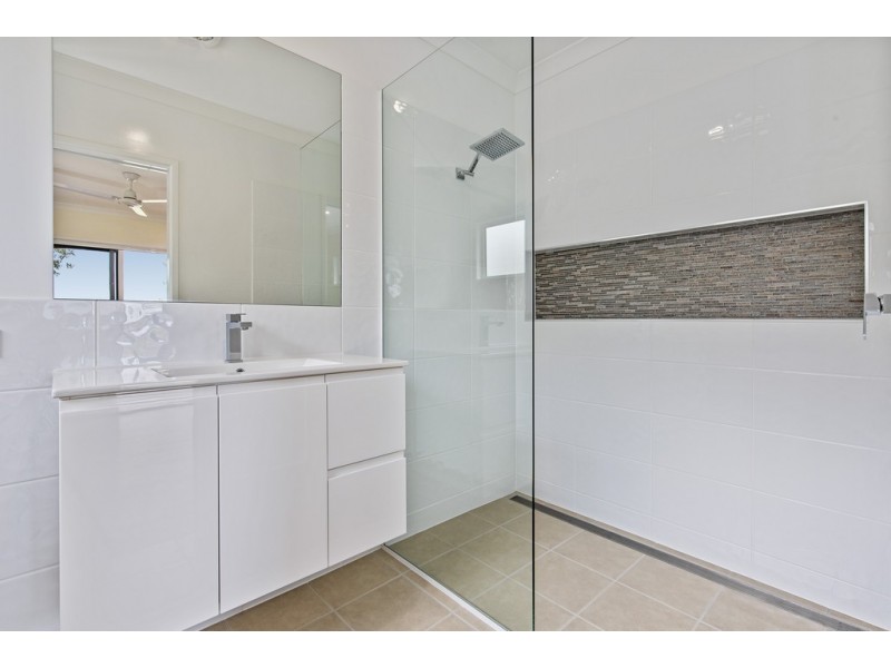 231 B Ocean View Road, Cooroy QLD 4563